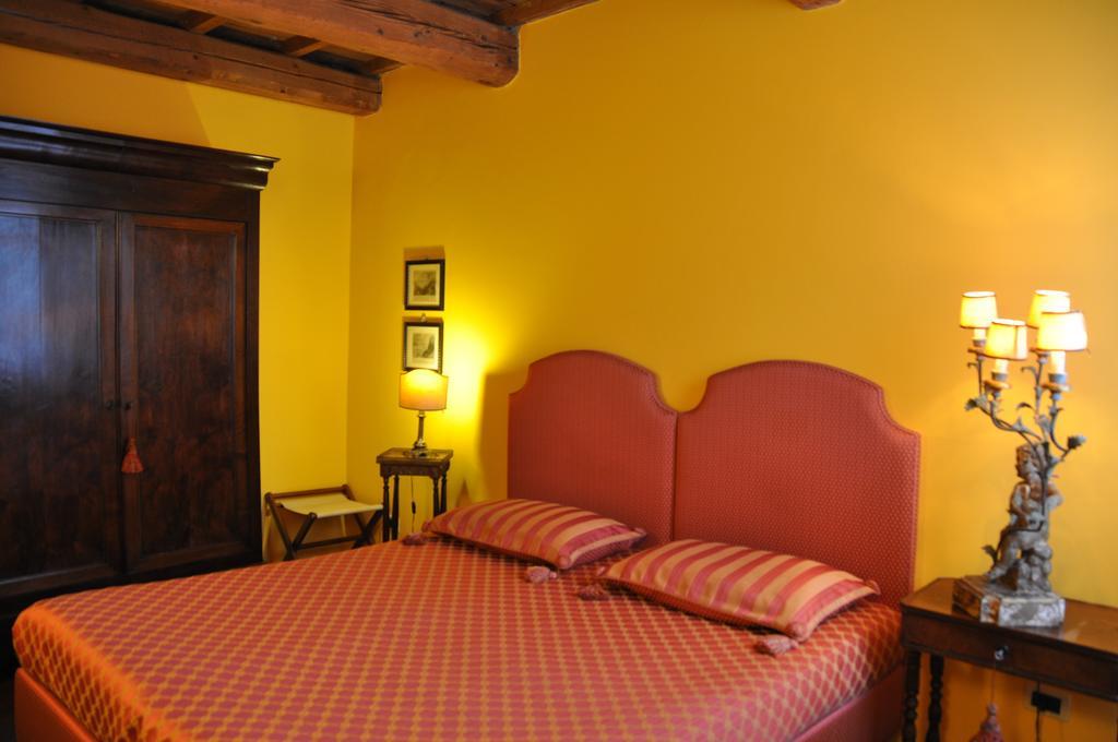Piazza Nova Guest House Ferrara Habitación foto