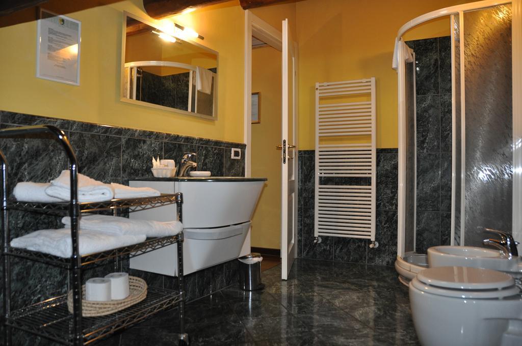 Piazza Nova Guest House Ferrara Habitación foto