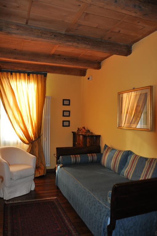 Piazza Nova Guest House Ferrara Habitación foto