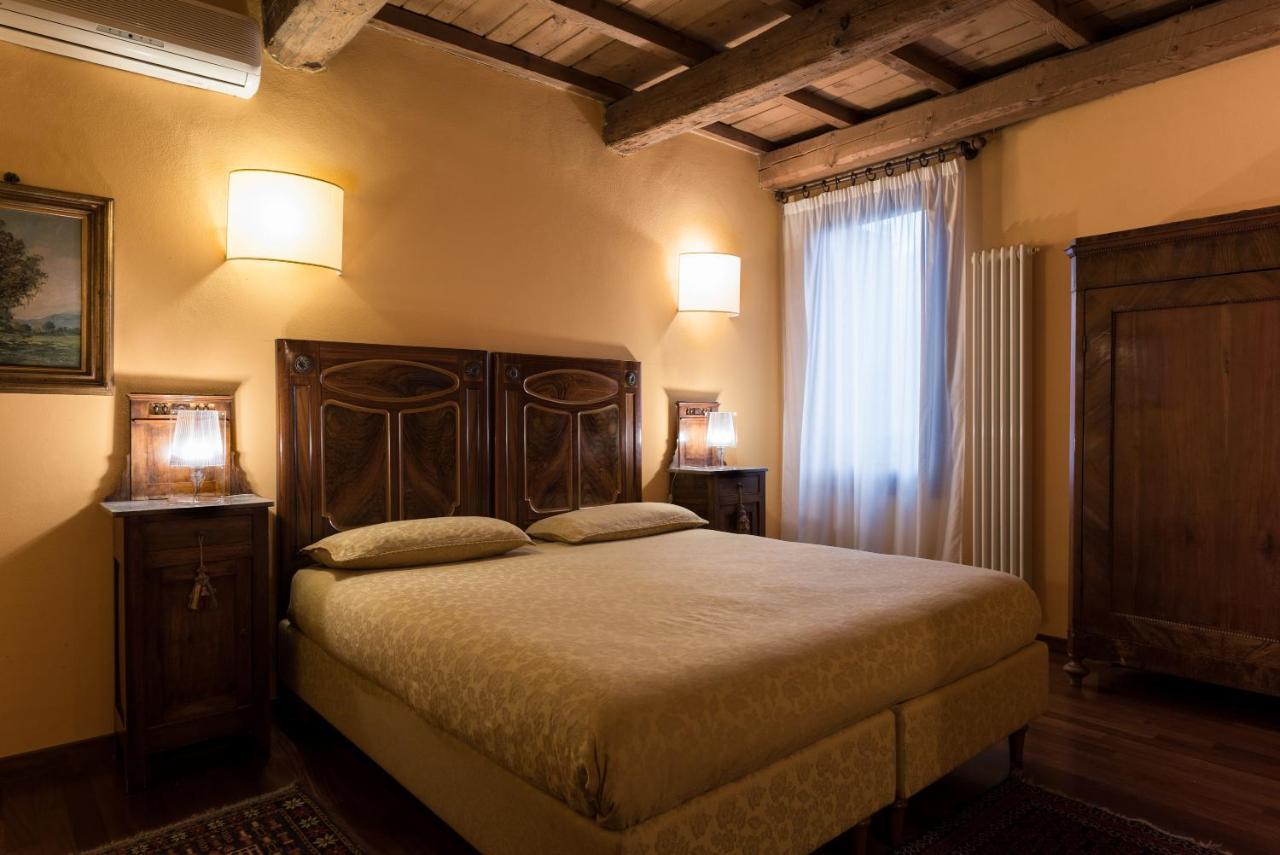 Piazza Nova Guest House Ferrara Exterior foto